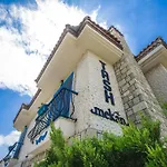 Tash Mekan Hotel Alaçatı
