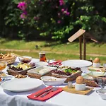 Tash Mekan Hotel Alaçatı