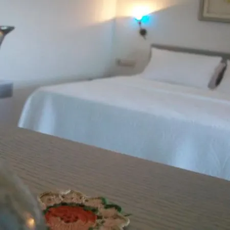 Tash Mekan 3* Alaçatı