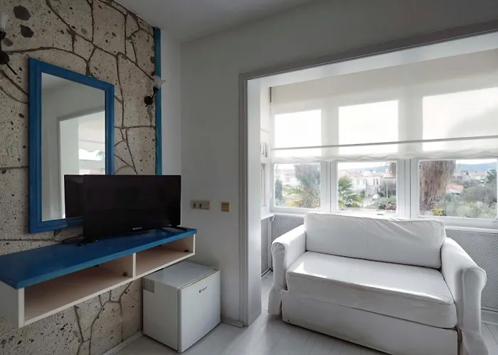 Tash Mekan Otel