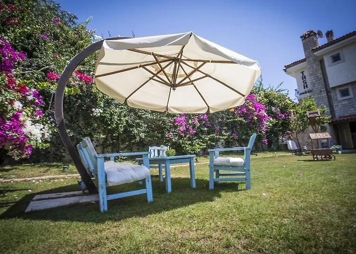 Tash Mekan 3* Alaçatı