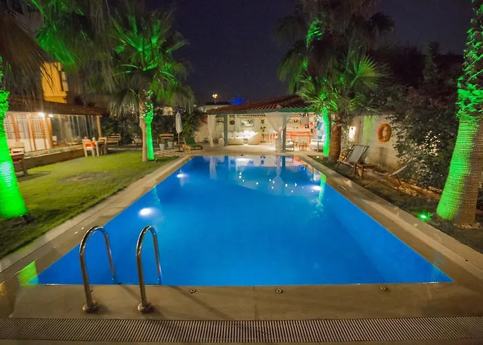 Otel Tash Mekan 3*
