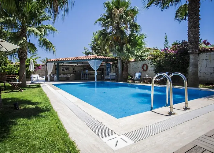 Tash Mekan 3* Alaçatı