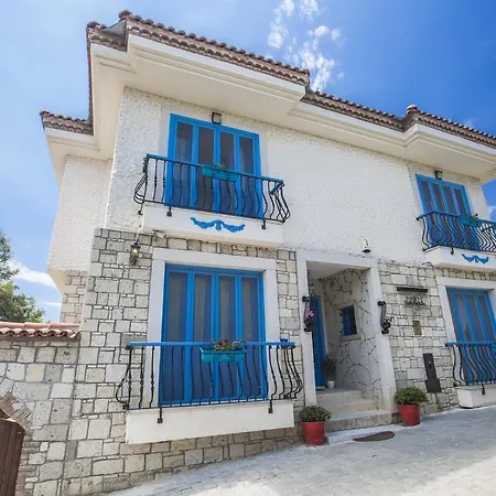 אורחן Tash Mekan