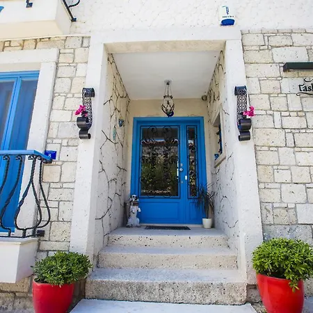 Tash Mekan 3* אלאקאטי