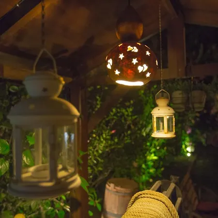 Tash Mekan מלון אלאקאטי