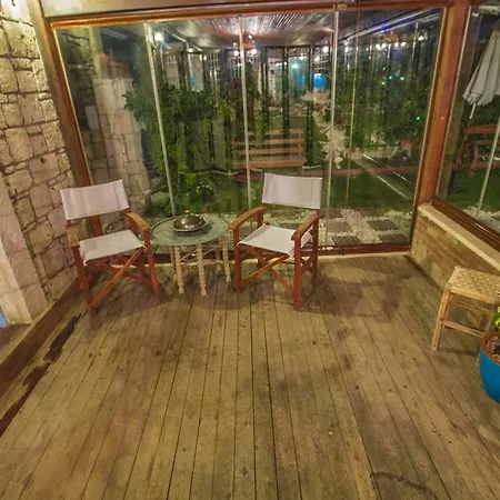 Tash Mekan מלון אלאקאטי