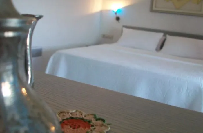 Tash Mekan 3* Alaçatı